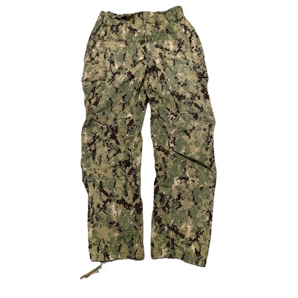 US Navy NWU Working Uniform Type III Trouser Digital Camouflage Medium Regular - Picture 1 of 12